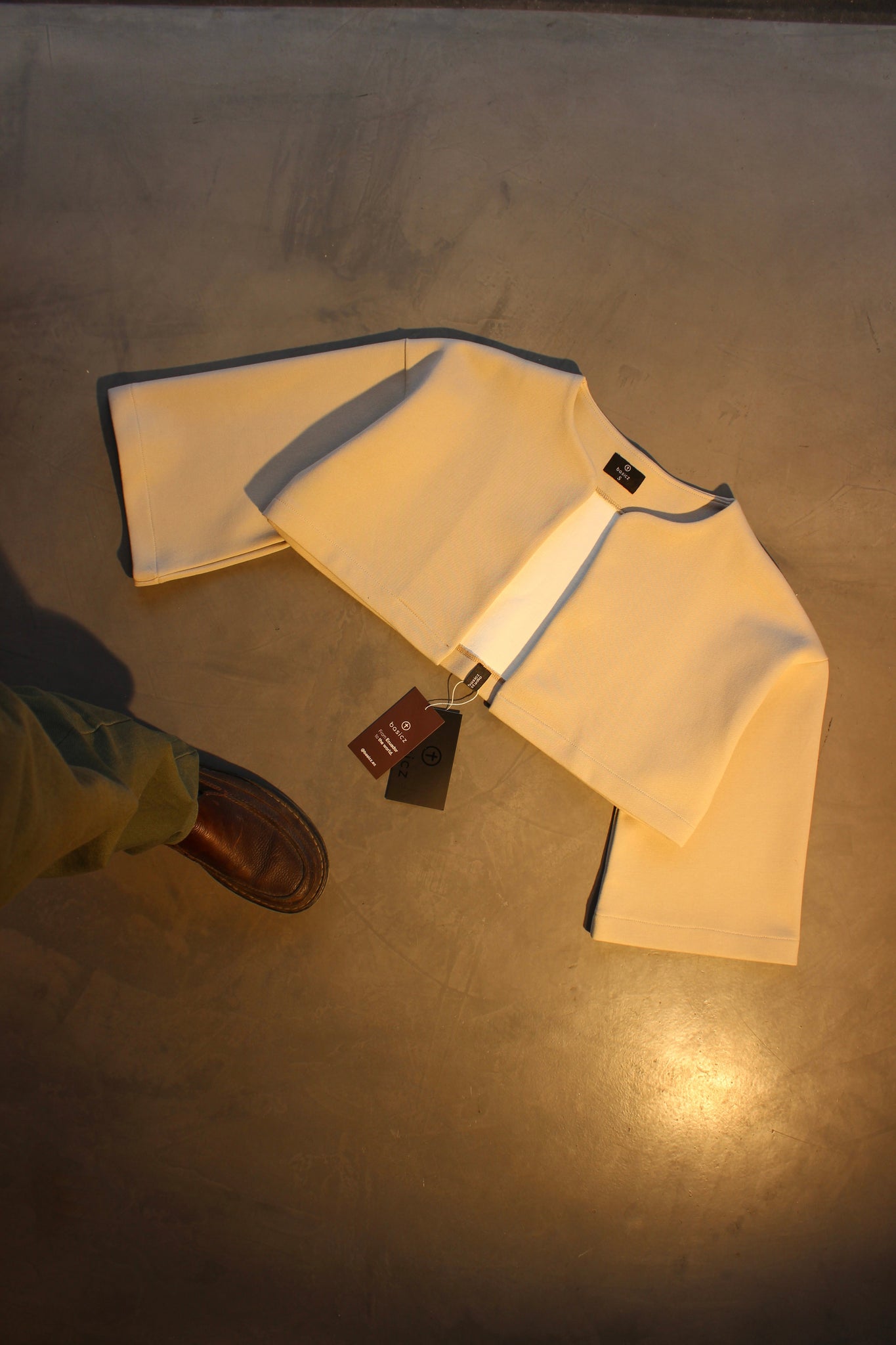 CROP TOPS - Basicz Studio® 