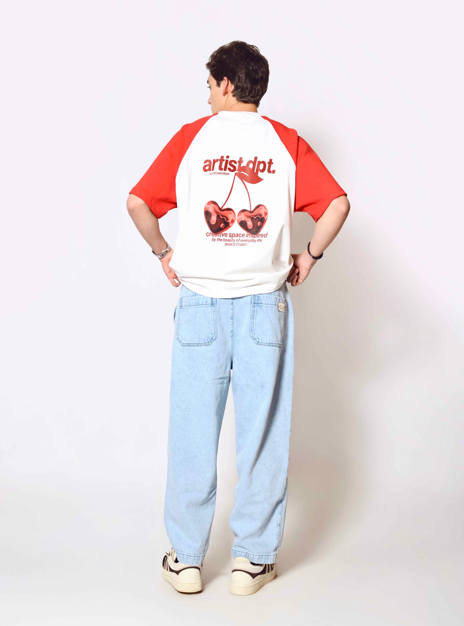 Guinda Tee