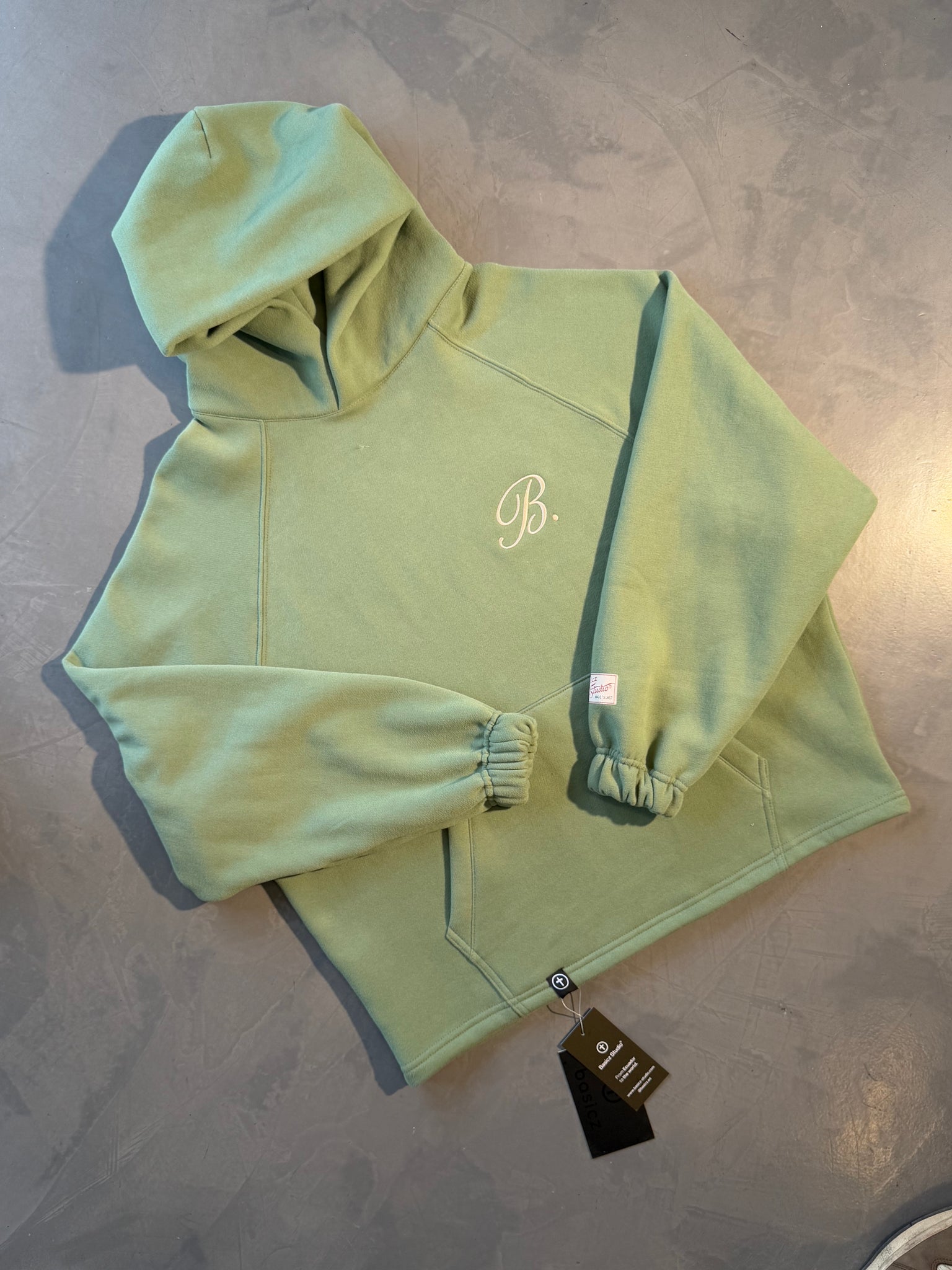 Royalty Ikigai Hoodie Pistachio